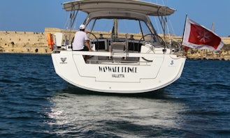''Wayward Prince'' Beneteau Oceanis 48 Cruising Monohull Rental in Il-Kalkara, Malta