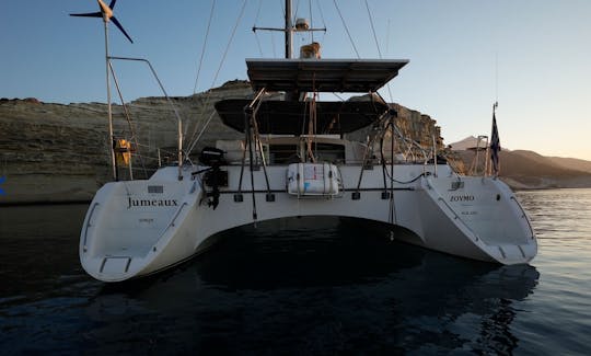 Navega y explora el mar Egeo con el yate a motor Jeantot Marine Privilege 42