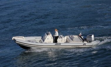 スプリット・ダルマチア郡トロギールでジョーカーボートクラブマン 26フィートスペシャル RIB + Honda 250 馬力を予約