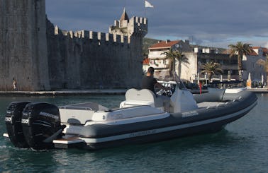 Book the Jokerboat Clubman 28 RIB + 2 X Mercury Verado 250 Hp in Trogir, Splitsko-dalmatinska županija