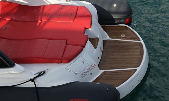 Aluguel de Jokerboat Mainstream 800 RIB em Trogir, Condado de Split-Dalmácia