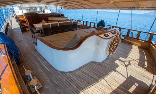 Sports nautiques gratuits/Gulet Lux Gulet avec équipage complet/FETHIYE MARINE