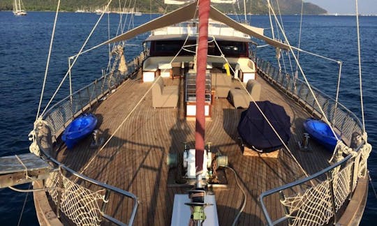 Sports nautiques gratuits/Gulet Lux Gulet avec équipage complet/FETHIYE MARINE