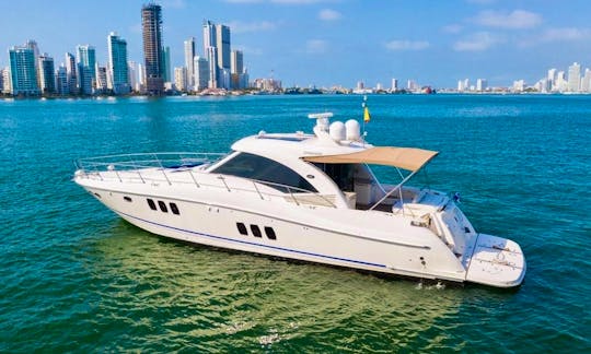 Deal of the Week! Sea Ray Sundancer 62 Ft Yacht for Rent in Cartagena, Colombia.