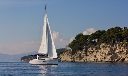 Sailboat Rental in Split, Croatia - Beneteau Oceanis 35 (Jean Michel)