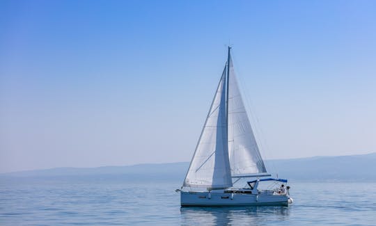 Sailboat rental in Split, Croatia - Beneteau Oceanis 38.1 (Anima Maris 3)