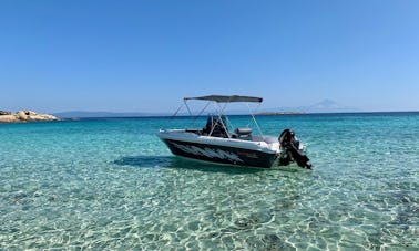 8 persons Self Driving Elite 53cc powerBoat in Halkidiki