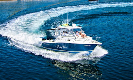 32ft Motor Yacht Fishing or Sightseeing in Guanacaste Province!