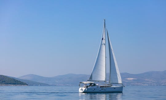 Sailboat rental in Split, Croatia - Bavaria Cruiser 46 (Solarić)