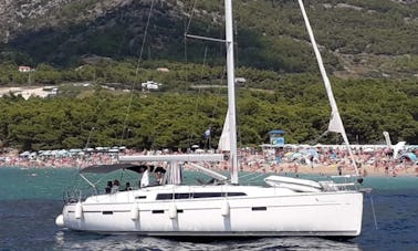 Aluguer de veleiro a casco e com capitão em Split no veleiro Bavaria Cruiser 46