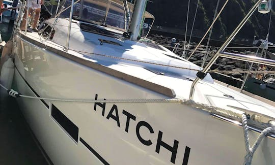 Yacht Charter - Dufour 412
