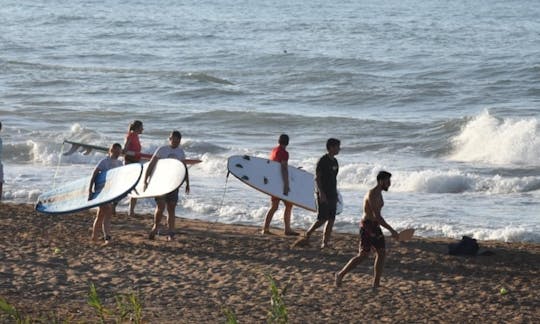 Surf lesson in Chania