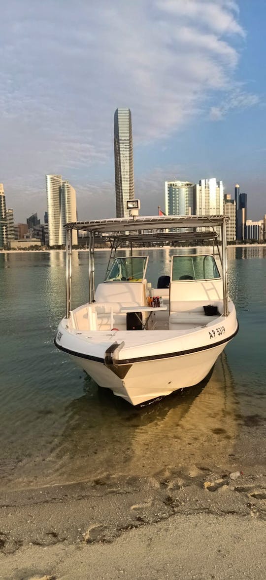 8 Passenger Speed Boat Rental in Abu Dhabi