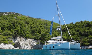 Charter 40' Lagoon Cruising Catamaran "Excellent" in Thessaloniki - Chalkidiki, Greece