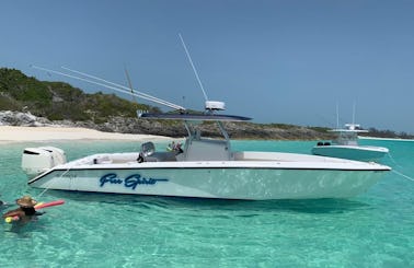 34-foot Venture Center Console Fishing / Snorkeling in Nassau