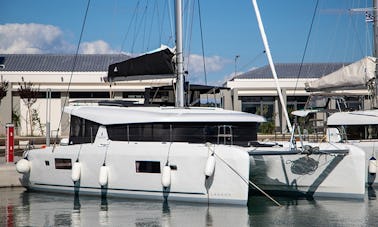 Charter Dioni a 42' Catamaran (2019) nas Ilhas Jônicas, Grécia