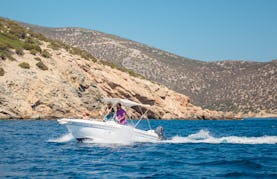 Rent boat in MILOS at Agia Kyriakh beach (olympic 4.5cc with 30hp)