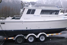 27' SeaSport Navigator in Whittier, AK