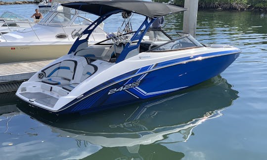 Yamaha 242x E-Series - Delivered to West Palm Beach, Florida! Extras Included