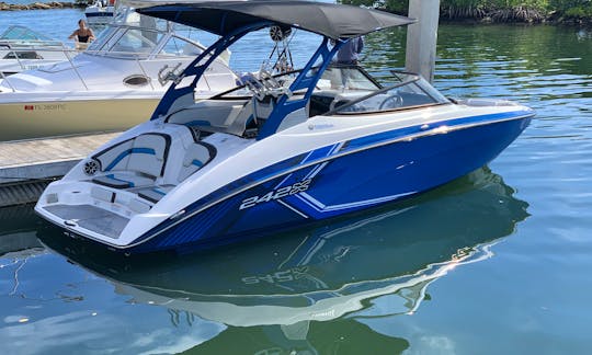 Yamaha 242x E-Series - Delivered to West Palm Beach, Florida! Extras Included