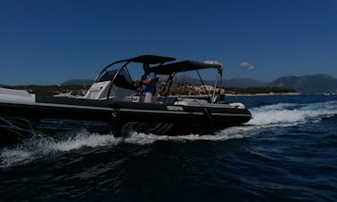 Explore 32' Storm RIB em Meganisi, Grécia