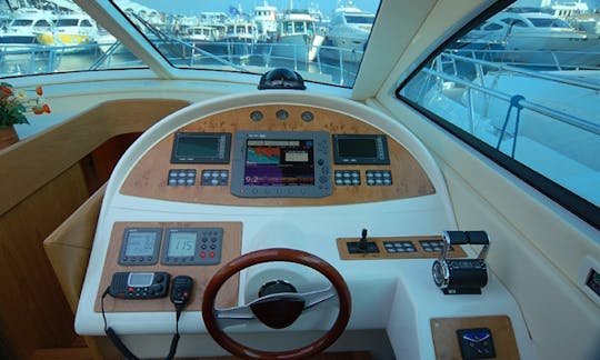 Charter the 58ft Casa Yachts Power in Miami, Florida