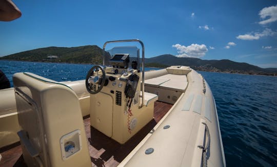 Mostro Corvette 780 Rib in Lavrio - Rent with or without a Skipper!