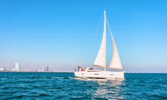 41ft Dufour Daysailer Boat Sleep Aboard Rental in Barcelona, Spain