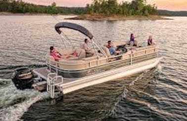 2017 Sun tracker Party Barge Tri-toon for Rent in Denver