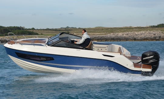 Grab the Quicksilver Activ 755 Cruiser available in ports of Vodice, Tribunj, Tisno!