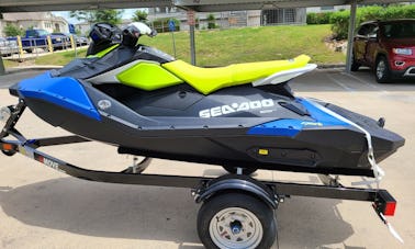 Seadoo Sparks com Bluetooth Stereo e IBR para alugar em Austin