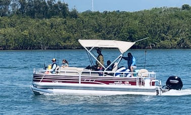 ¡Pontón divertido y relajante! El otoño ya está aquí 🍂🍁🍃⚓️🛥️🌊🌊