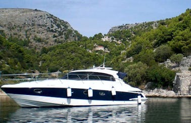 Elan Power 35 Marta II Motor Yacht Rental in Pirovac, Šibensko-kninska županija