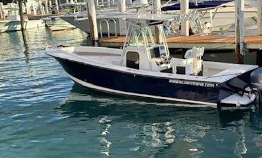 Private Fishing and Snorkeling Charters 28’ Regulator