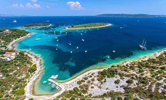 Private Boat Tour on Trogir Riviera onboard a Wooden Boat!