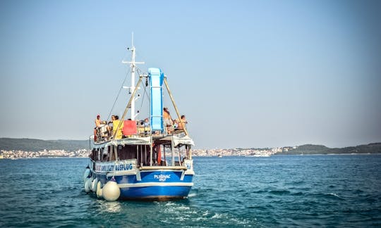 Full Day Wooden Boat Tour in Trogir Riviera