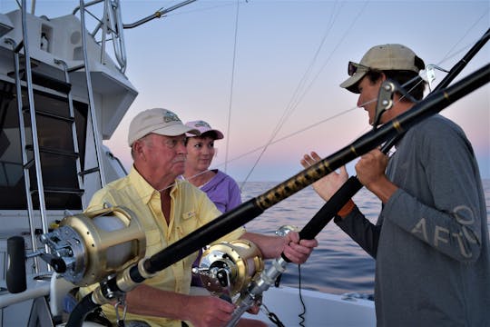 Fishing Charters On 43' Hatteras Convertible Sportfisher in Kailua-Kona Hawaii