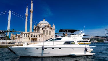 Enjoy VIP Class Luxury Power Mega Yacht in İstanbul