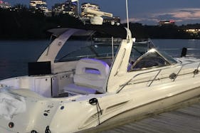 Dream it! Rent and Ride this 45' Sea Ray Sundancer Yacht in Washington, DC