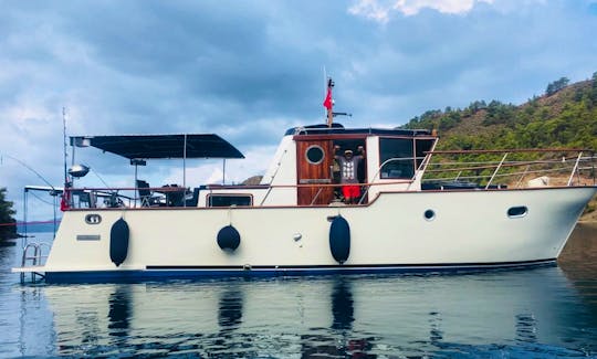 Take a small group out on the water in Muğla for a luxury trip with 42' Trawler!