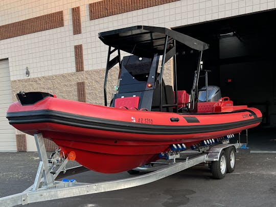 Barco deportivo RIB de crucero de 26 pies en Lake Pleasant