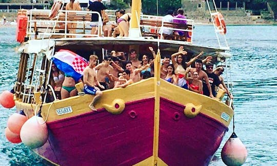Party Boat Around Dubrovnik - Accommodate up to 82 People
