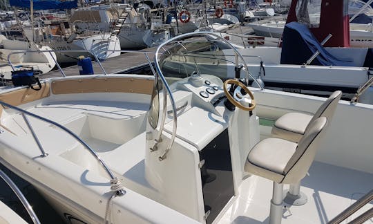 Rent Saver 6.90 Open Boat em Ancona, Itália