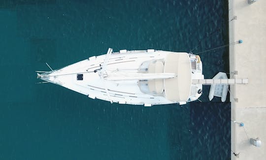 Beneteau Cyclades 39.3 - Private Yacht Charter for 7 People from Rhodes