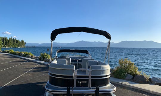 23' Lowe Tritoon 150 hp Tahoe Lake