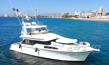 Motor Yacht Charter 64' Mikelson in Nuevo Vallarta, Nayarit