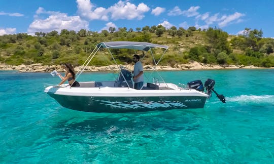 8 persons Self Driving Elite 53cc powerBoat in Halkidiki