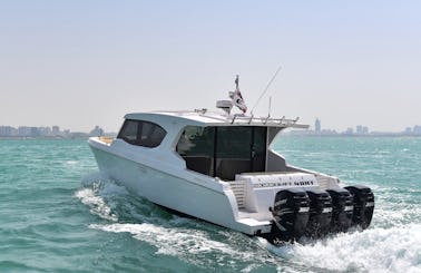 Captained Charter 47' Silver Craft Motorboat in Fujairah - Boat Tours, Fishing Trip and Party Boat for up to 12 Person!