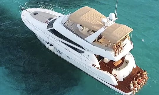 Princess 50ft Yacht: comida a bordo e vinho