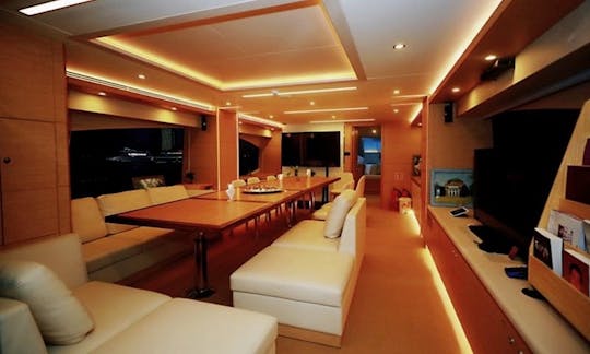 80F Motor Yacht in Shanghai Shi